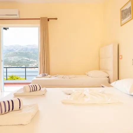 Mesun Hotel Himare