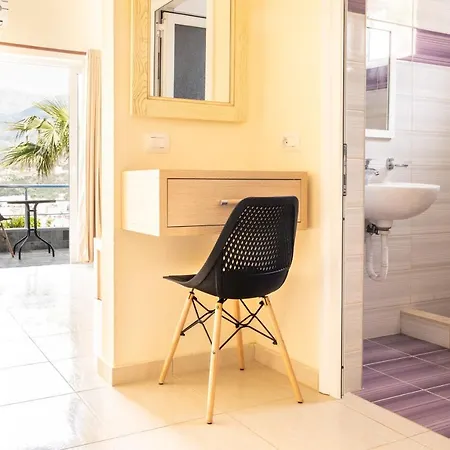 Mesun Hotel Himarë
