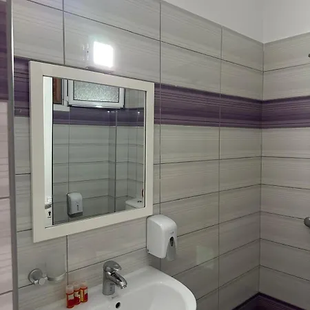 Mesun Hotel 3*