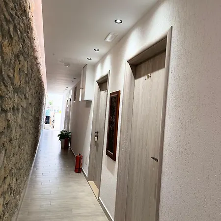 Hotel Mesun 3*