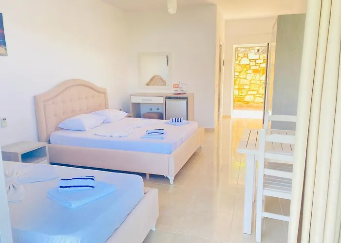 Mesun Hotel Himarë